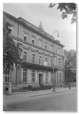 512px-Bundesarchiv_Bild_102-17059,_München,_Braunes_Haus